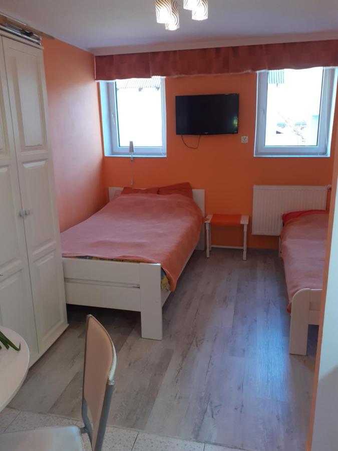 Wynajem Apartamentow I Pokoi. Apartment Ustronie Morskie Exterior photo